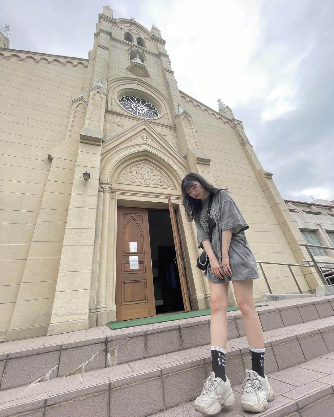西萌葉のインスタグラム：「身長何センチにみえる？⛪️🏹 ㅤㅤㅤ #カトリック赤羽教会 #もぱこーで #outfit #style #dailylook #패션 #코디」