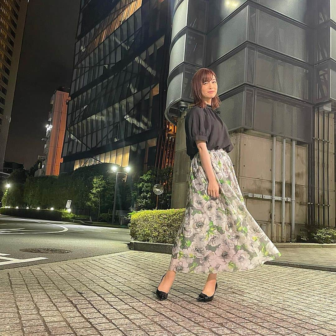 新井恵理那さんのインスタグラム写真 - (新井恵理那Instagram)「梅雨後半の大雨シーズン、備えをお願いします…！ #新情報7daysニュースキャスター #新井恵理那のweatherニュースキャスター #梅雨 #新井恵理那 #centforce」7月4日 0時01分 - elina_arai