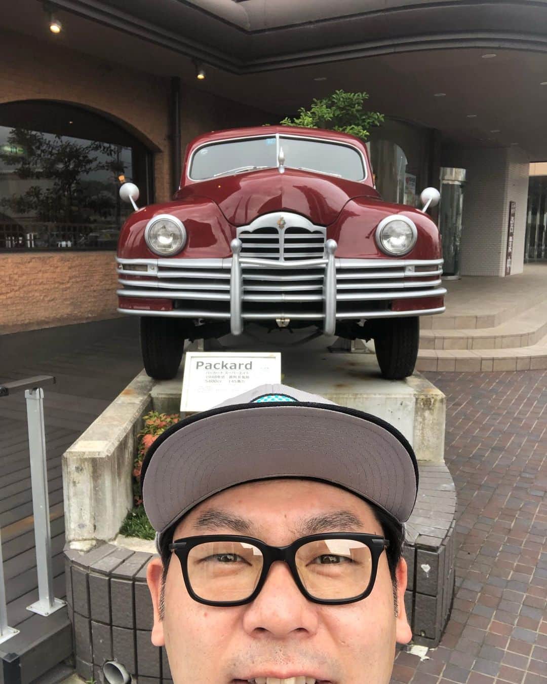 のインスタグラム：「広島です😒  仕事なのに観光気分です😔  少しだけリフレッシュさせてください😩  でないとストレスで下痢や顔にニキビだらけです！🤢  広島です、、広島です、、広島です、、、  #広島　です #仕事 #観光 #ストレス」