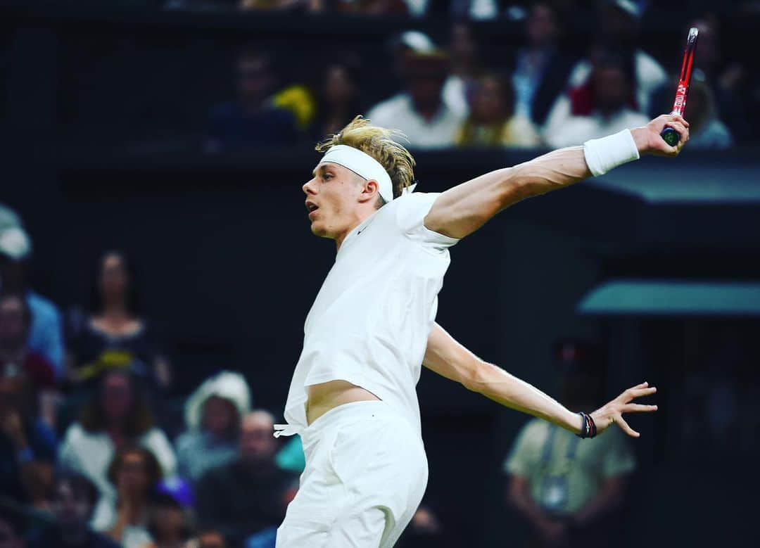 デニス・シャポバロフさんのインスタグラム写真 - (デニス・シャポバロフInstagram)「See you tomorrow ❤️ 📸: @wimbledon」7月4日 20時57分 - denis.shapovalov