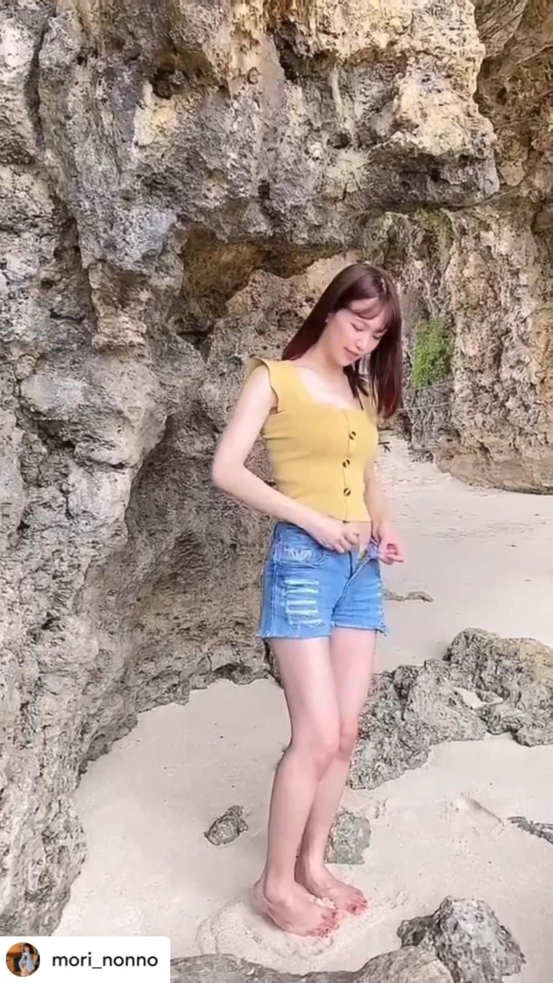 セクシー図鑑さんのインスタグラム動画 - (セクシー図鑑Instagram)「【🍑セクシー図鑑🍑／プリケツ•おっぱい•ビキニ•美女  @sexy_bijyo】 * * 今回ご紹介させていただく方は❤️  森のんのさん  ▶️▷ @mori_nonno  *  .  . . . 森のんのさん のアカウントには 他にも素敵な投稿が(*´﹀`) ぜひ覗いてみてくださいね🧡  * * 次回もお楽しみに...😍 *」7月4日 15時10分 - sexy_bijyo29