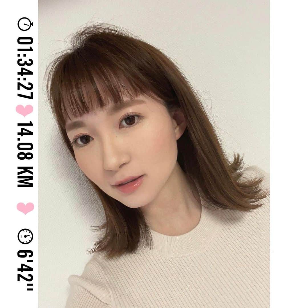 長谷川朋加のインスタグラム：「♡  ✎५⋆*{ 幸せを感じる日々 } ୨୧-------------------------------- ୨୧  おはようございます☀🌈 昨日もシャワーラン🏃‍♀️  そして髪の毛チョキチョキ✂️ オン眉が落ち着くのです☺️  ウルトラロングランしたい！ 梅雨が明けたら遠くまで走りたいなぁ〜と 日々妄想して楽しんでいます(*´꒳`*)  今週も楽しくハッピーに😋💓  ୨୧ -------------------------------- ୨୧ #やりたい事は全部やる #全力前向き前のめり #走るの大好き」