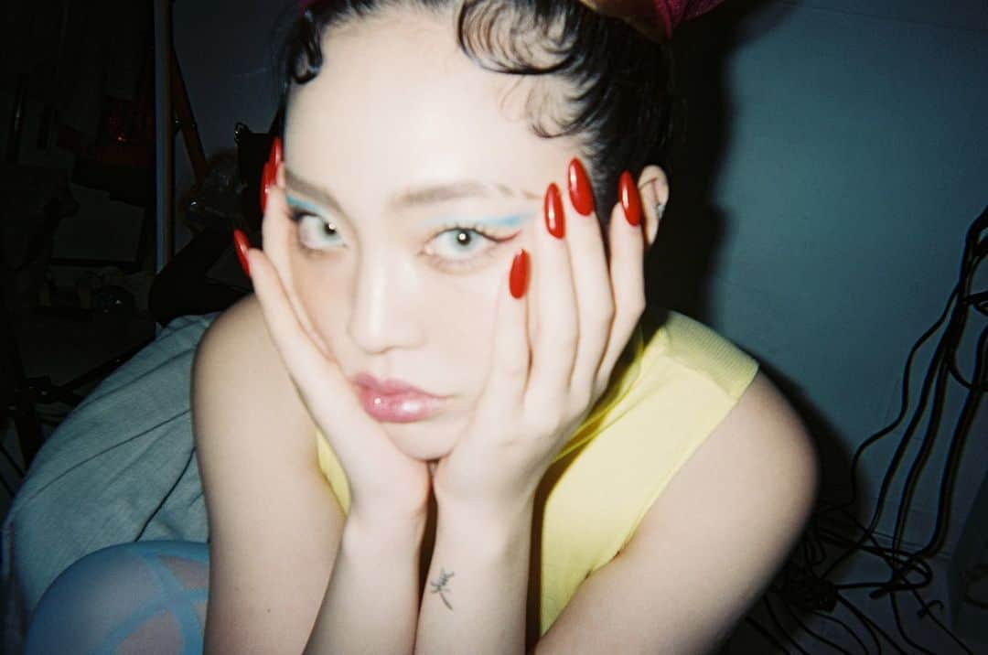 ちゃんみなさんのインスタグラム写真 - (ちゃんみなInstagram)「@nylonjapan にて色んなルックをさせていただきました　楽しかったなぁ みてね」7月4日 22時07分 - minachanxx