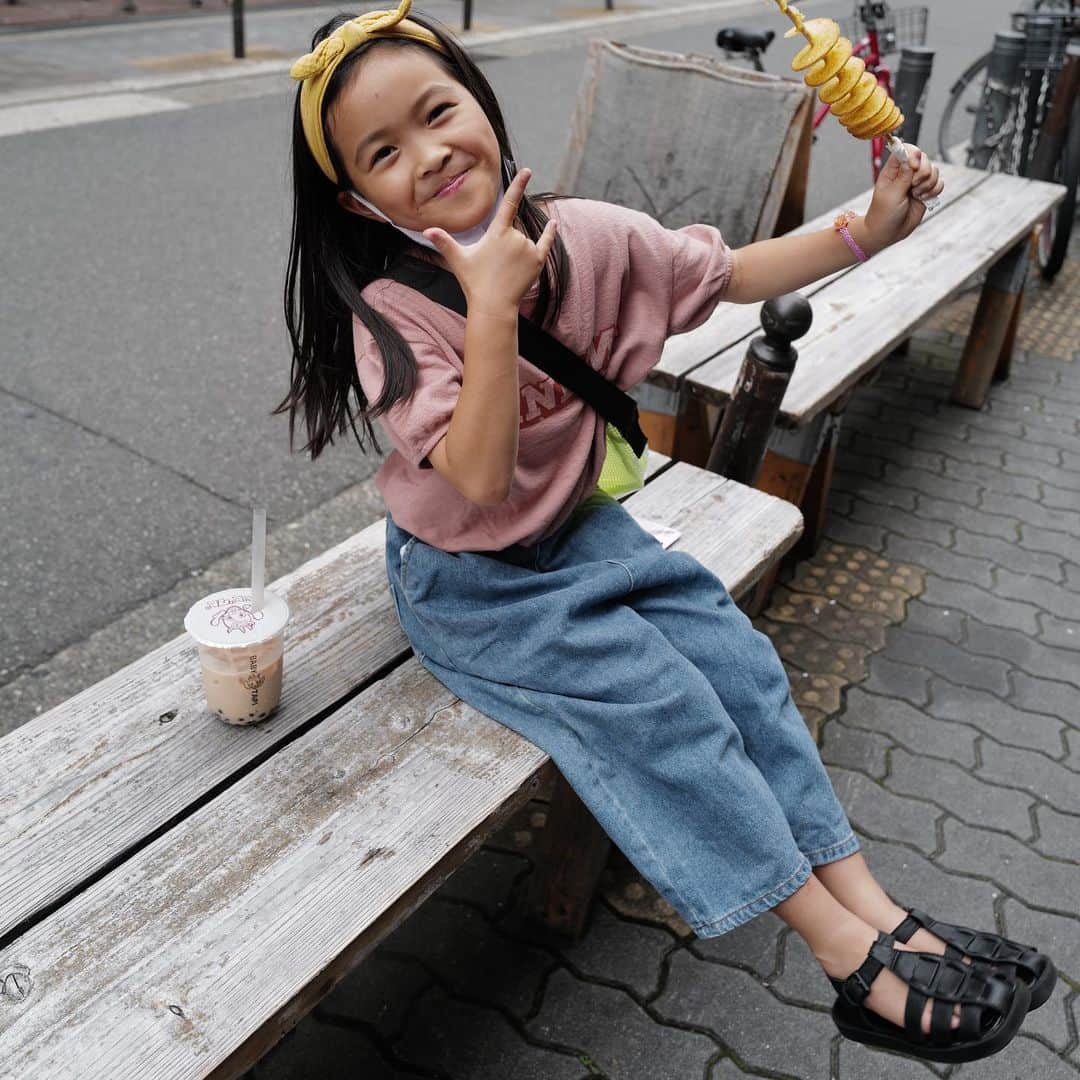 正中雅子さんのインスタグラム写真 - (正中雅子Instagram)「🎂  8歳のお誕生日娘のやりたいこと  ❶アメ村の有名なYouTuberさんがやってる「ベビタッピ🥤」のお店に行ってタピオカと竜巻ポテトたべる  ❷フィッシュセラピー🐟したい♨️  言うこと可愛いような、アメ村いきたいとかティーンに近づいてるような。。そんな1日でした☺️  家では何食べたい？と聞くと たこ焼きパーティー🐙  というのでリクエストに答えてたこ焼き♡  夜は、みんなでマリオパーティー🎮  でした♡」7月4日 22時09分 - masacoshonaka