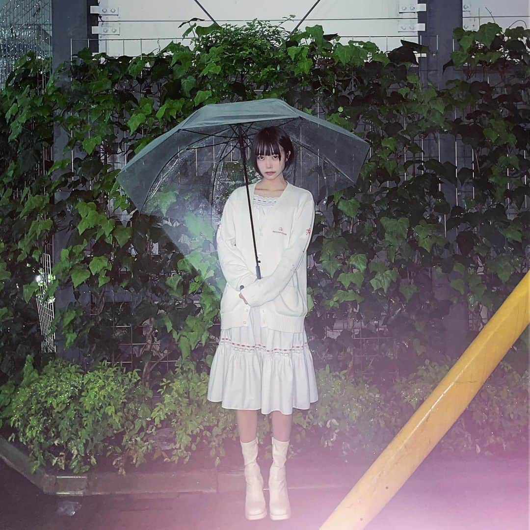 あのちゃんさんのインスタグラム写真 - (あのちゃんInstagram)「今日も雨だったですね」7月4日 22時56分 - a_n_o2mass