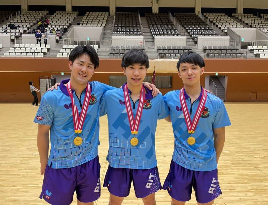 木造勇人さんのインスタグラム写真 - (木造勇人Instagram)「2点落として優勝しました🏆 幸せ者です😌  これで学生の団体戦は終わり！ このチームで戦えるのもこれで終わり。  9年一緒に戦ってくれた佑汰に助けられ、14年近く一緒にいるマーが最後決めてくれて感極まりました😭 曽根はいいや🤭笑  みんなありがとう‼️  #インカレ #愛知工業大学」7月4日 23時38分 - yuto_kizukuri