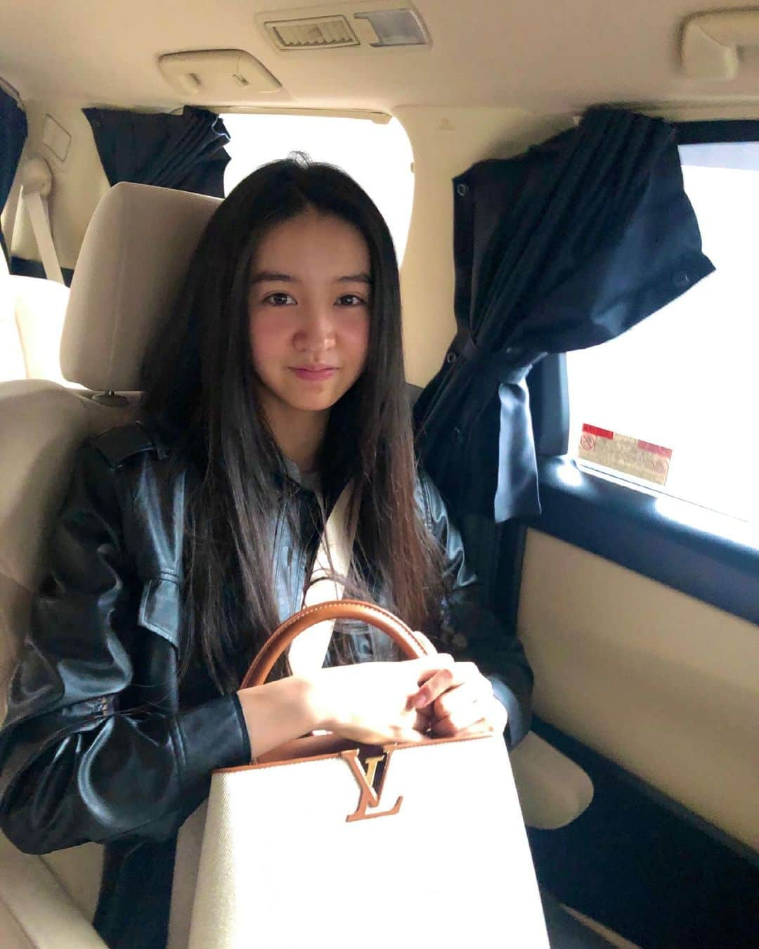 kokiさんのインスタグラム写真 - (kokiInstagram)「Going to shooting with my coffee and @louisvuitton bag 💕   今日も雨ですね。 これ以上被害が出ませんように祈っています。」7月5日 7時50分 - koki