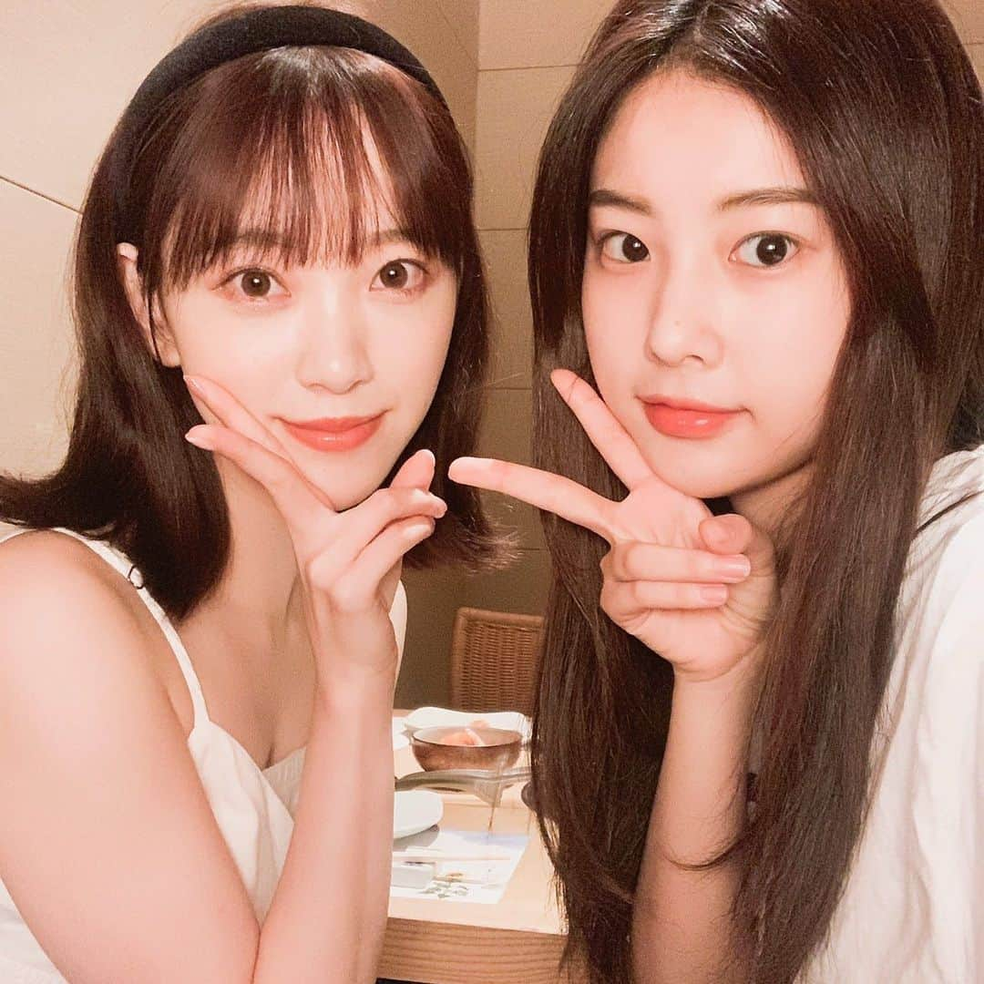 堀未央奈さんのインスタグラム写真 - (堀未央奈Instagram)「🕊🤍  HPB カンちゃん🎂🩰  会えたらまた美味しいもの たーくさん食べようね🍽  カンちゃんに出会ってから 私も韓国語少し話せるように なりたいって思って勉強中✍️  よく連絡をするのだけれど 優しくていつも元気付けられてます 離れてても大切な友達🦭 おめでとう🎂  @hyemhyemu」7月5日 17時57分 - horimiona_official