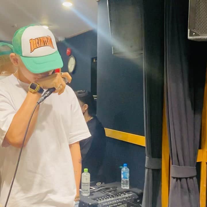 宮本美季のインスタグラム：「7月7日Miki's Mood vol.5 丸の内コットンクラブ、本日最後のリハーサルでした。だいぶ仕上がっております❤️ 大人で素敵な夜をお届けします😊 最高のメンバーとお待ちしておりまーす！  そして，一部と二部のデュエット曲も少し変わるかも！？😏どちらもとても魅力的な名曲！ 是非お楽しみー！  http://www.cottonclubjapan.co.jp/jp/sp/artists/miki-miyamoto/  @toshitakashibata @harry_githero @cc_rioske_ @tomoaki_baba」