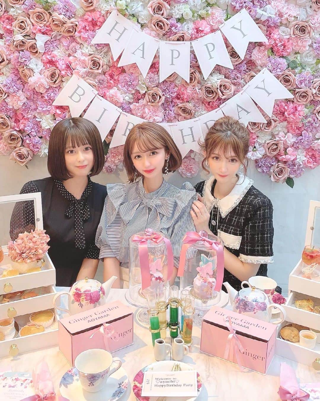 ゆうめろさんのインスタグラム写真 - (ゆうめろInstagram)「・ ・ この前あやちちゃんの誕生日会したよ🎀💭 おさねちゃんと計画立ててあやちちゃんに喜んでもらえて 良かった〜😍😍😍！！また女子会しよう☕💭💕 ・ #gingergardenaoyama  #誕生日サプライズ  #女子会コーデ」7月5日 19時58分 - yk.o0