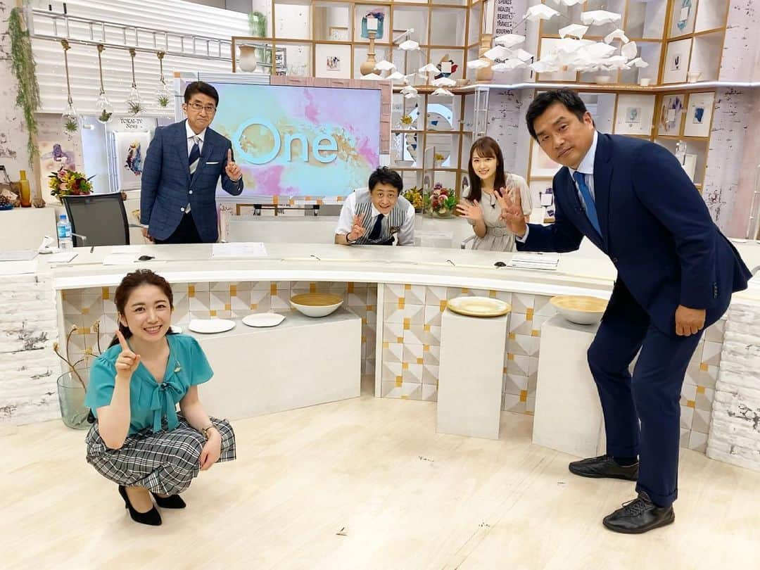 上山真未さんのインスタグラム写真 - (上山真未Instagram)「⁡ 今日は昌さんがニュースOneに出演！ オールスターゲームの話題をお届けして、 ドラゴンズから出場する選手の活躍が 楽しみになりました⚾️✨ チームの調子も上向くといいなぁ✊ ⁡ 今週も頑張りましょう☺️🌈 ⁡ ⁡ ⁡ #東海テレビ #アナウンサー #ニュースOne #山本昌 #高井一 #吉田ジョージ #柴田美奈 #上山真未」7月5日 21時00分 - ueyama_mami