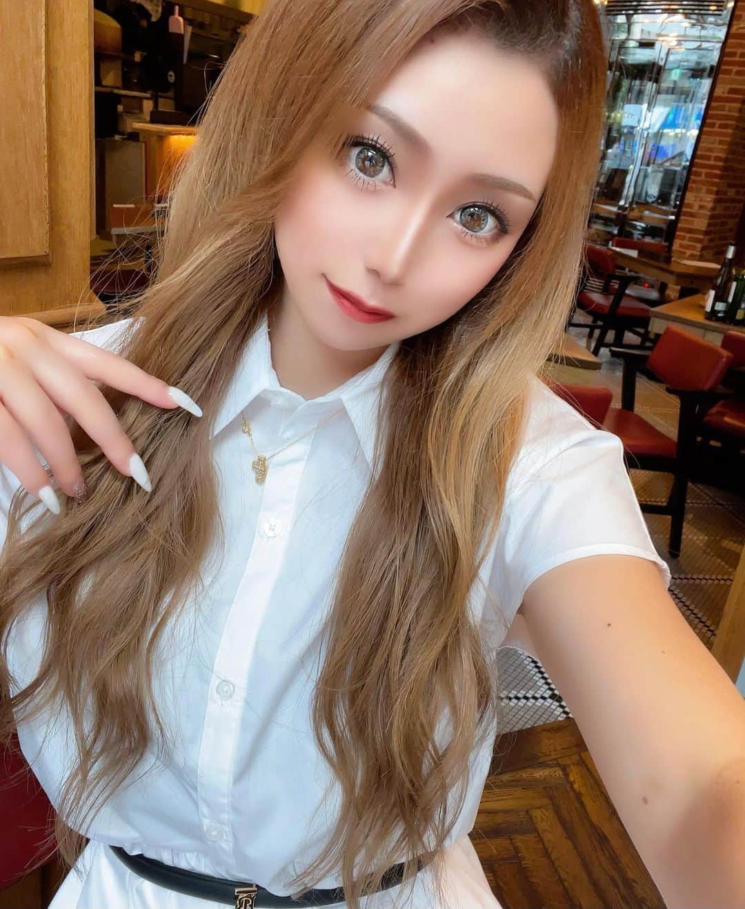 HIMEKAのインスタグラム：「. . 最近ネットフリックスでアニメみるのがハマり🖖🏻 今日すこぶる眠くて見たくても見てられない🥲笑 . . #ネットフリックス #netflix」