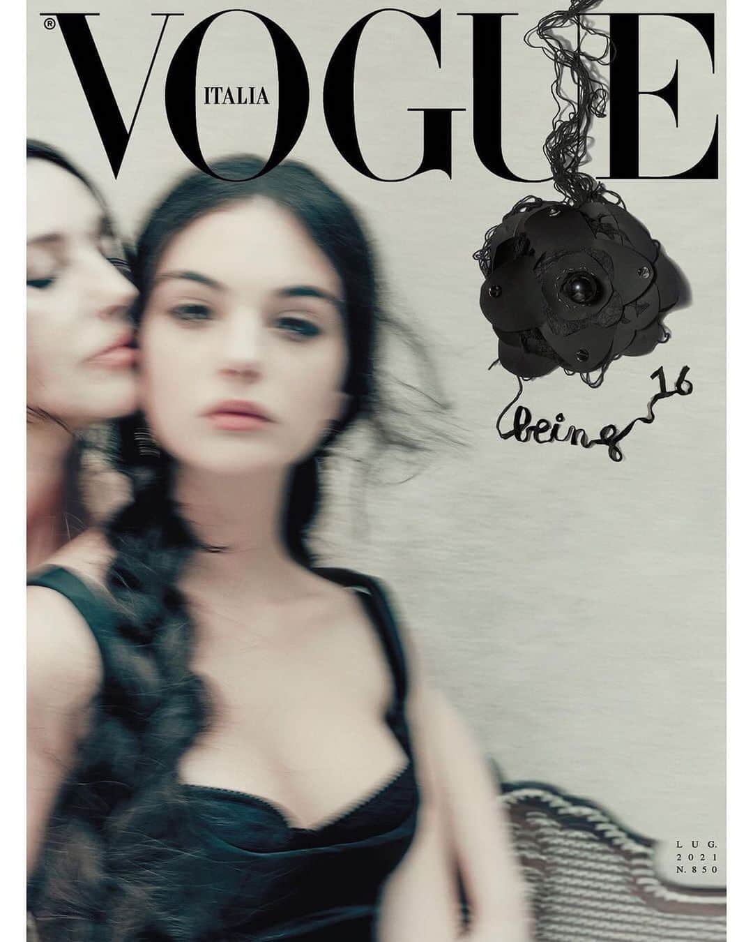 モニカ・ベルッチさんのインスタグラム写真 - (モニカ・ベルッチInstagram)「❤️Repost @vogueitalia  Deva Cassel @d.casseluxxi  stars alongside her mother @monicabellucciofficiel , both wearing @dolcegabbana, on the cover of the Vogue Italia’s July Issue Photographed by @roversi and styled by @ibkamara  Creative Director @ferdinandoverderi Editor in Chief @efernati  Image Agent @karinmodels_official  Mua @letiziacarnevale  Hair @johnnollet   #monicabellucci#devacassel#coverstory#vogueitalia#photographer#pailoroversi#mothersnddaughter#dress#dolcegabbana#моникабеллуччи#」7月5日 21時09分 - monicabellucciofficiel