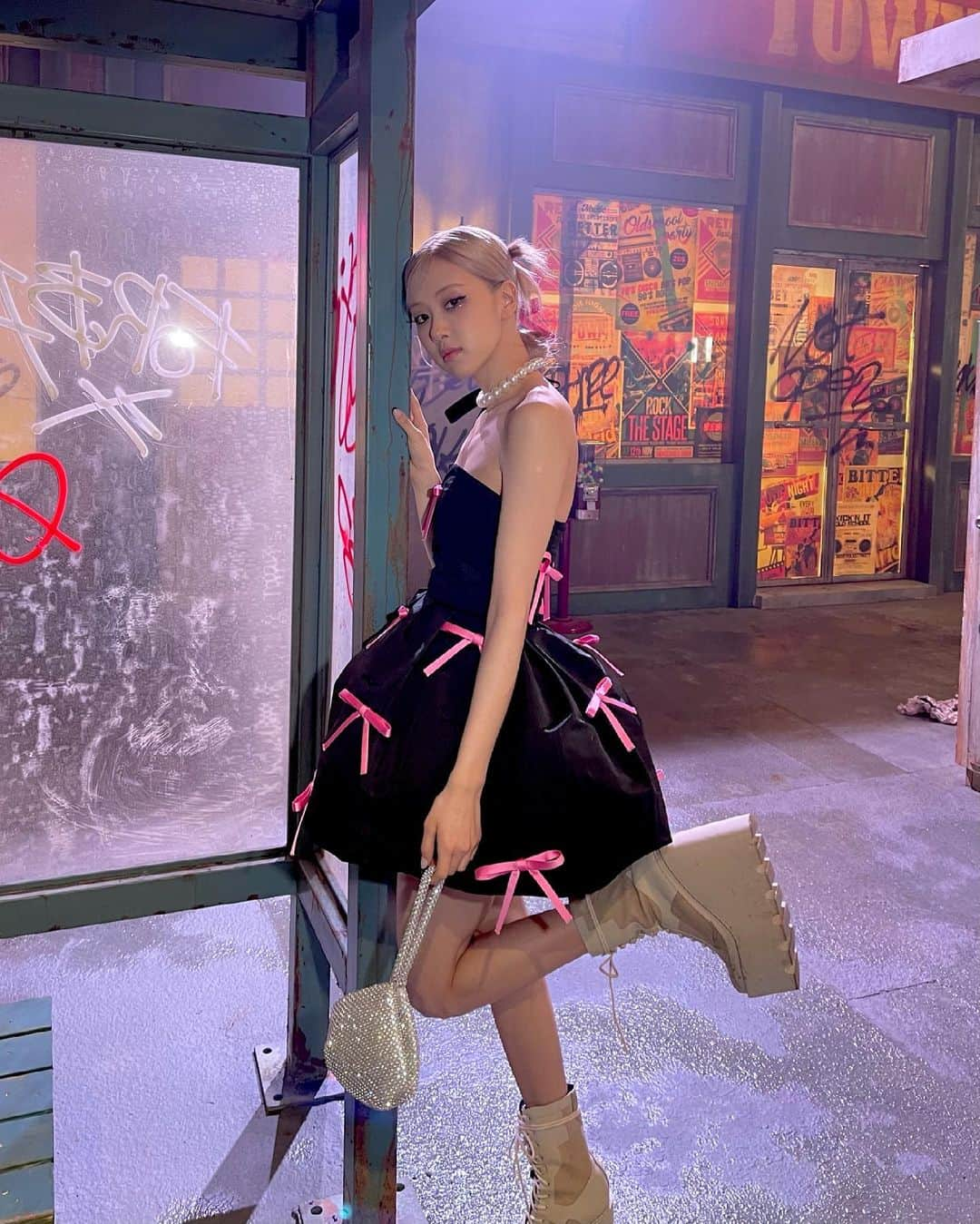 ロゼさんのインスタグラム写真 - (ロゼInstagram)「100M 💖💘💗💕🥺」7月6日 5時25分 - roses_are_rosie