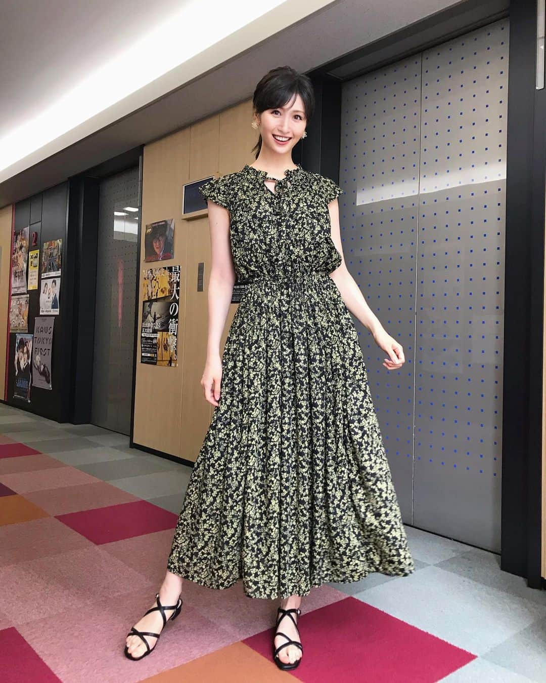 横山ルリカさんのインスタグラム写真 - (横山ルリカInstagram)「. #🖤💛🖤💛  #dress #obli @obli_official   #BSスーパーKEIBA 👗  . この後20:00〜【競馬予想TV!】🐎 🌟エプソムC 🌟函館SS 予想バトルをお楽しみに🔥  #競馬予想TV #エプソムC #函館SS  そして、明日6/13（日）15:00〜 北海道文化放送 【KEIBAプレミア】に出演します🏇✨  ぜひ、ご覧ください🌈  #KEIBAプレミア #UHB」6月12日 17時31分 - rurika_yokoyama_official