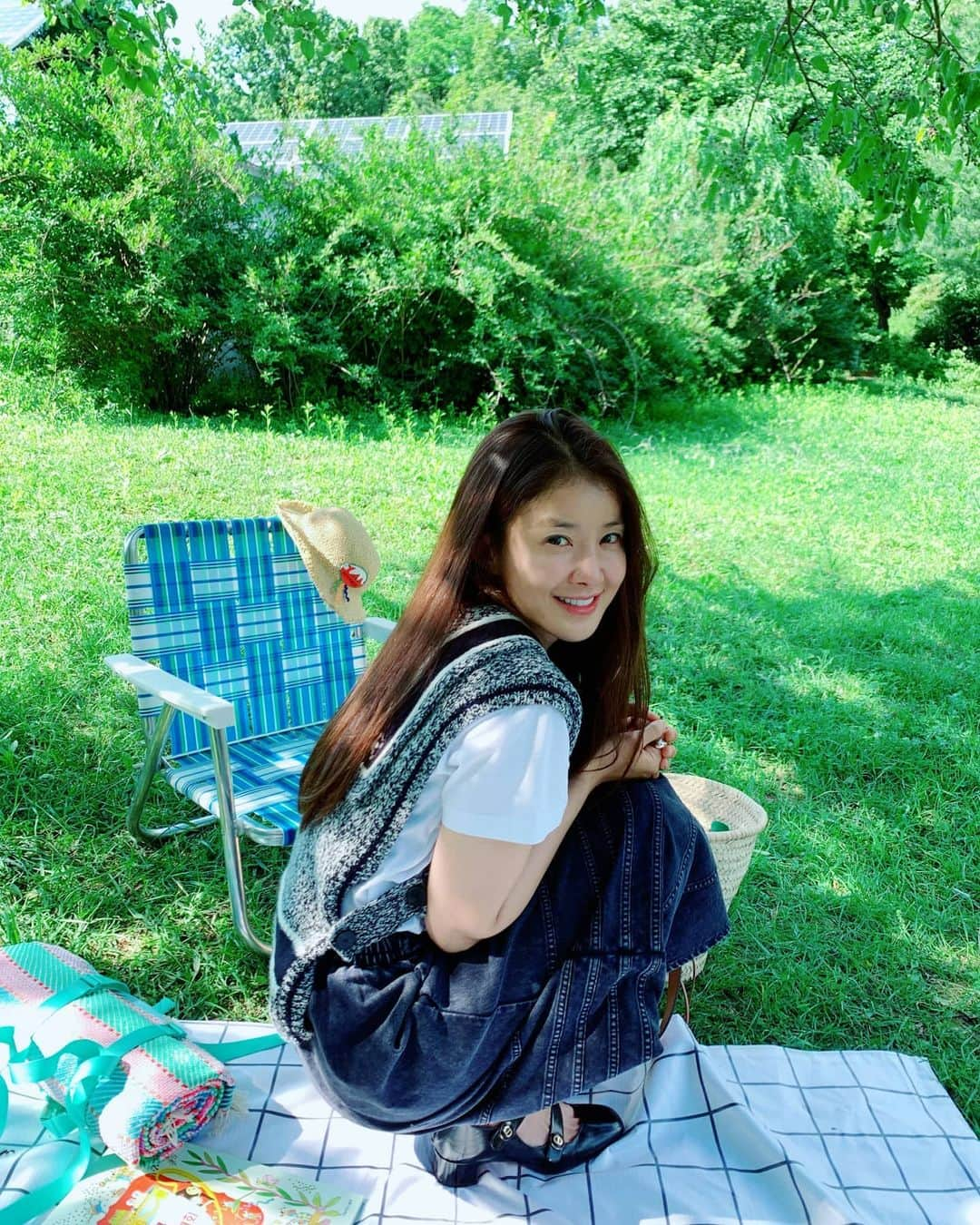 イ・シヨンさんのインスタグラム写真 - (イ・シヨンInstagram)「👧🍀🧒」6月12日 10時06分 - leesiyoung38