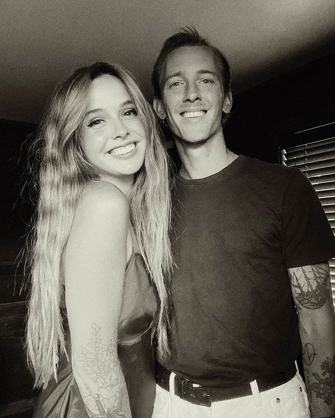 Acacia Brinleyのインスタグラム：「Big Bear bbs🧸🏔」