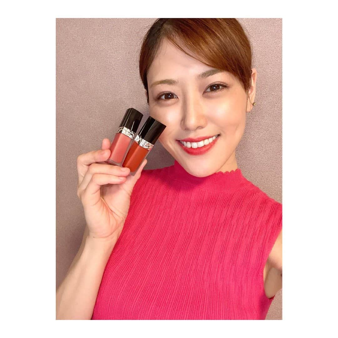 北内みさとさんのインスタグラム写真 - (北内みさとInstagram)「👑高発色💋#DIOR 💄新作リップ👑  高密着で鮮やかな発色を叶える  “マスク プルーフ” のリキッドルージュ  #ルージュディオールフォーエヴァーリキッド　💄  トランスファー プルーフ処方で マスク着用時にも適している優れもの🌿  今までにない鮮やかな発色で 12時間(*)美しくエアリーマットに 彩ります💐✨  (*)データ取得済み。 ・・・・・・・・・・・・・・・ マスク生活だからこそ、欲しかった💎  ✴︎マスクに色うつりしにくい✴︎  ・唇の縦ジワに入り込みづらく✨ ・まるで何もつけていないかのような心地よさ✨ ・溶けるようになじむテクスチャー✨ ・コンパクトサイズで持ち運びやすい✨  1回分の最適な量を1度にキャッチ してくれるので、 1ストロークで美しい仕上がりに💄  👑塗布後、少し時間を置くことで しっかりと唇に密着するそう💋  ・・・・・・・・・・・・・・・ ＼今回試したリキッドルージュ💄／  💄「558」 ・・フォーエヴァー グレース：フレンチシックな気品あふれるローズウッド 💄「626」 ・・フォーエヴァー フェイマス：ディープブリックレッド  写真を撮ってみて 実際の色とちがう😢と 感じなかったので、 分かりやすいと思います✨  なかなか使わないマットな💄に テンションがあがる🍒💕  @diormakeup   #dior #diormakeup #ルージュディオールフォーエヴァーリキッド #ディオール #口紅 #リップ #グロス #メイク #美容 #コスメ #コスメレビュー #コスメマニア #beauty #makeup #cosmetics #コスメ紹介 #可愛い #💄 #instagood #followme」6月12日 12時07分 - unyn1992