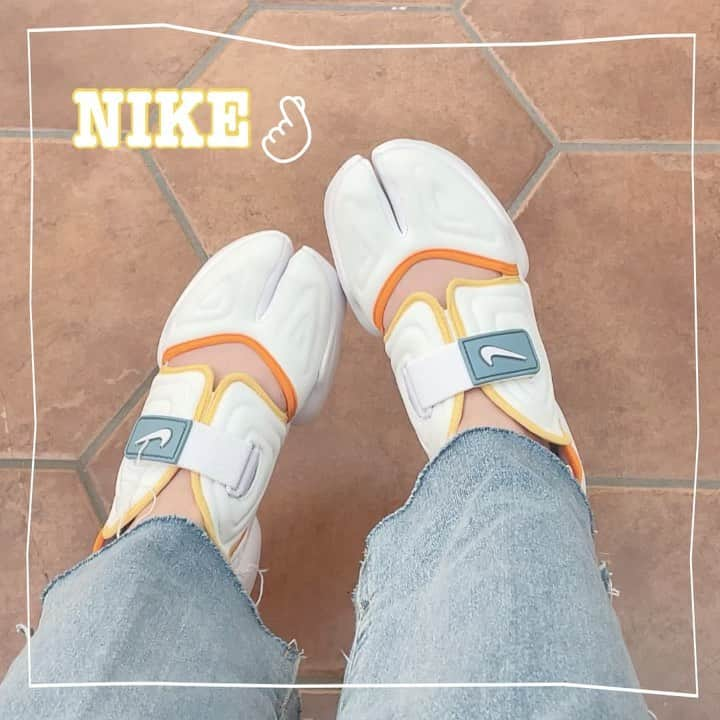 辻野かなみのインスタグラム：「❤︎� � 夏に向けて#シューズサンダル GET☀️� � #NIKE  の #AQUARIFT 🧡� � 可愛い形と夏っぽい色味🎶� � 今日も暑いので皆さん水分補給忘れずに〜🧋💓� � #足袋シューズ　#スニーカー　#summer� #instagood #instalike #followme #かなみしふく」