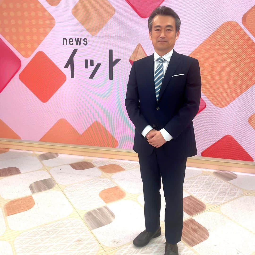 フジテレビ「プライムニュース イブニング」さんのインスタグラム写真 - (フジテレビ「プライムニュース イブニング」Instagram)「きょうの関東は天気がよく、 きもちのいい一日でしたね。﻿ でも明日ひょっとして梅雨入り…!?﻿ ﻿ きょうもご覧になっていただきありがとうございました。﻿ ﻿ 生野陽子﻿ #BEATRICE @beatrice_fsf﻿ ﻿ 内田嶺衣奈﻿ #MACKINTOSHLONDON @mackintoshlondon﻿ ﻿ #生野陽子﻿ #内田嶺衣奈 @reina.uchida﻿ #奥寺健 @fujitv_announcer﻿ #永尾亜子 @ako_nagao﻿ #フジテレビ﻿ #アナウンサー﻿ #ニュース」6月12日 18時47分 - livenews_it