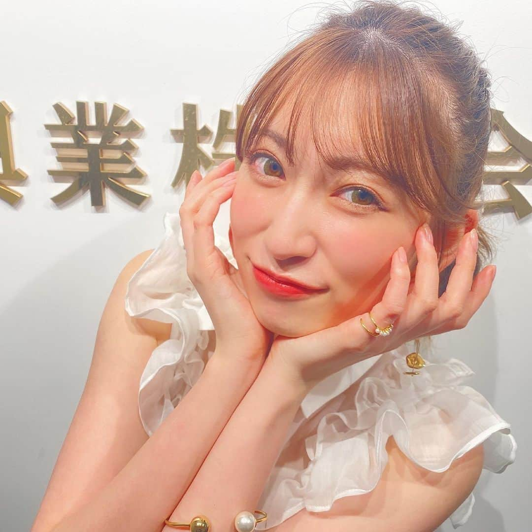 吉田朱里のインスタグラム