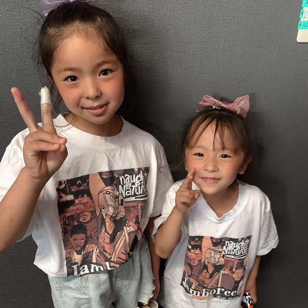 漆山亨さんのインスタグラム写真 - (漆山亨Instagram)「ダンスの発表会❗ みんなキレッキレで感動😭❗ 子供たちの成長早すぎて着いて行けない😅あの関節の動きが良くわからんし真似したらダメ😥なやつだわ😅😅😅」6月13日 22時27分 - to_rupapa