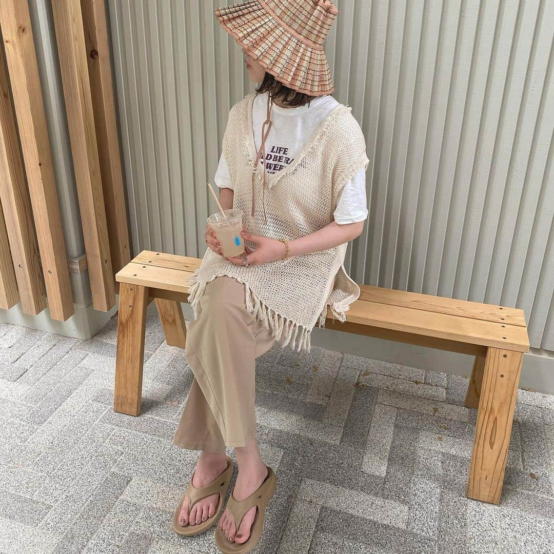 RiLiさんのインスタグラム写真 - (RiLiInstagram)「きゅん♡とくる【Lornamurray】の帽子👒⁣ .⁣ 【Lornamurray（ローナマーレイ）】の帽子👒⁣ を知ってる？👀⁣ これから夏に大活躍する⁣ ガーリーな帽子だよ💛⁣ .⁣ なかなかないデザインに惹かれる子が多いのでは・・？⁣ 周りとおしゃれに差をつけたい子はぜひチェックしてみてね～✊🏻⁣ .⁣ ❣️❣️❣️⁣ RiLi.tokyoはみんなの⁣ 「なりたい」「やりたい」を応援💡⁣ .⁣ かわいいコーデやアイテム⁣ 注目スポットなどが撮れたら⁣ ハッシュタグ→#rili_tokyo を付けて投稿してね❗⁣⁣ RiLiで紹介しちゃうかも🤭⁣ ．⁣⁣ Special Thanks💋 Photo by⁣⁣ @oh.asu⁣ @kae_bonny⁣ @tanakamai_⁣ @kae_bonny⁣ @mimiy.0303⁣ @midori1215⁣ @achu__hair⁣ @thekyaino⁣ @a___yurika⁣ .⁣⁣ #淡色コーデ #ベージュ女子 #ワントーンコーデ #Lornamurray #ローナマーレイ #帽子 #麦わら帽子 #つばひろハット #rili_tokyo #おしゃれさんと繋がりたい #お洒落さんと繋がりたい #ファッション #패션스타그램 #ootd #outfit」6月13日 18時00分 - rili.tokyo