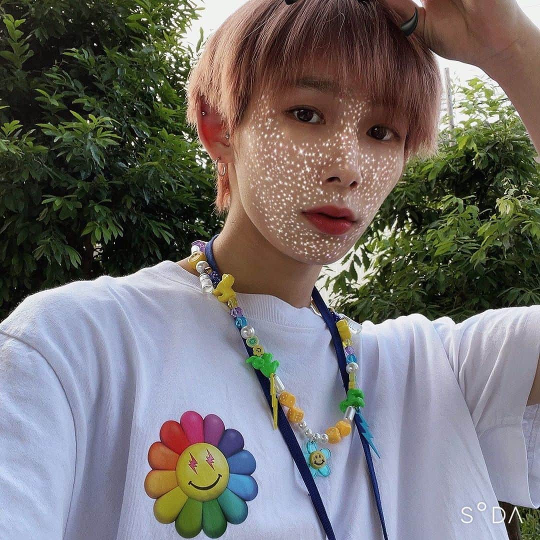 柿澤叶来のインスタグラム：「soda盛れ盛れになります。 肌白くなるし高画質だからおすすめ！！  スタジオ👉Glitter Dark Devil フィルター👉Original スタイル👉Rookie  #盛り方は自分次第#soda」