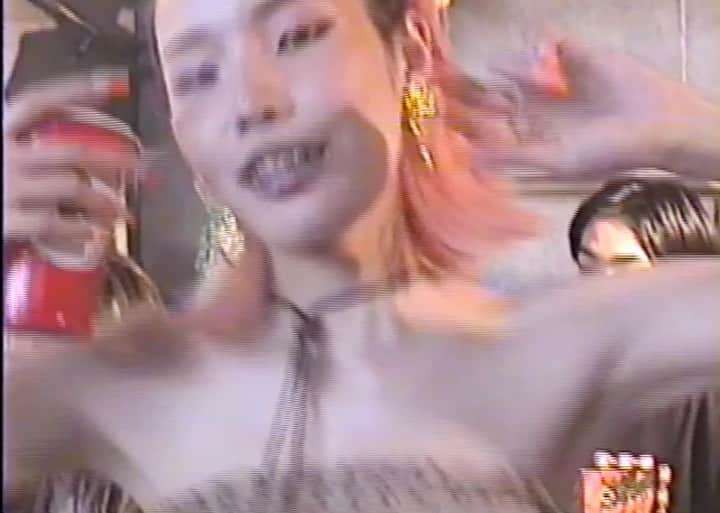 東京DANDYのインスタグラム：「I DJ’d and made a home movie celebrating the renewal opening of THE ELEPHANT TOKYO at a new location in Jingumae Shibuya with friends and family last week. Retail is tough now more than ever, to be expanding is a great achievement, congrats to Orimi and Yu-chan, proud of you ❤️ @theelephantttt   #theelephant #selectstore #tokyostore #hi8 #Handycam #8mm #homemovie」