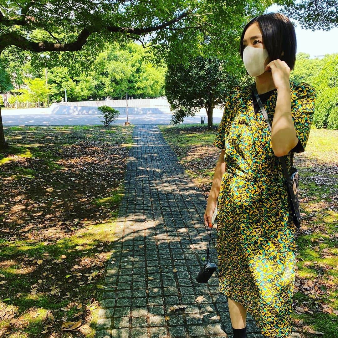 のインスタグラム：「💛💛💛 完璧なカモフラージュ。」