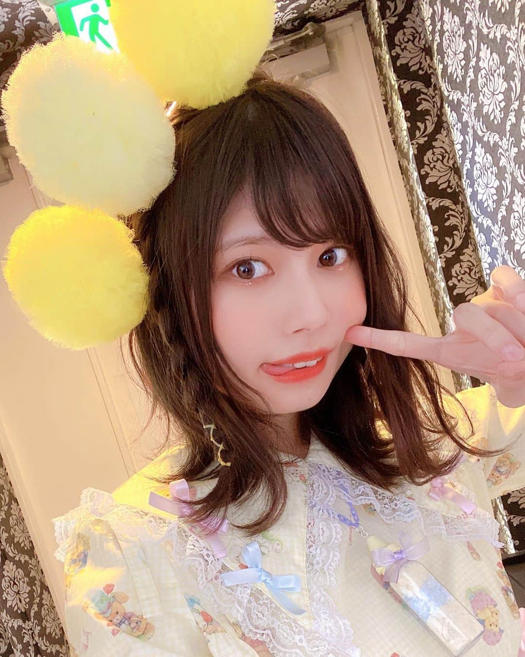 鹿目凛さんのインスタグラム写真 - (鹿目凛Instagram)「今日でアイドルデビューから７年が経ちました！ これまでいろんなピンチや試練もあったけど、今日まで乗り越えられたのはいつも支えてくれている皆様のおかげです！ アイドル始めてからたくさんの方との出会いがあって、デビュー当時から比べたらとんでもなく成長出来てます！ 変わっていくから応援出来る、そう思ってもらえるようにこれからも向上心と強い意志を持ってアイドル活動頑張ります！インスタでも頑張れる言葉を伝えてくれて、ありがとう！これからもよろしくお願いします！」6月14日 0時23分 - kaname_rin