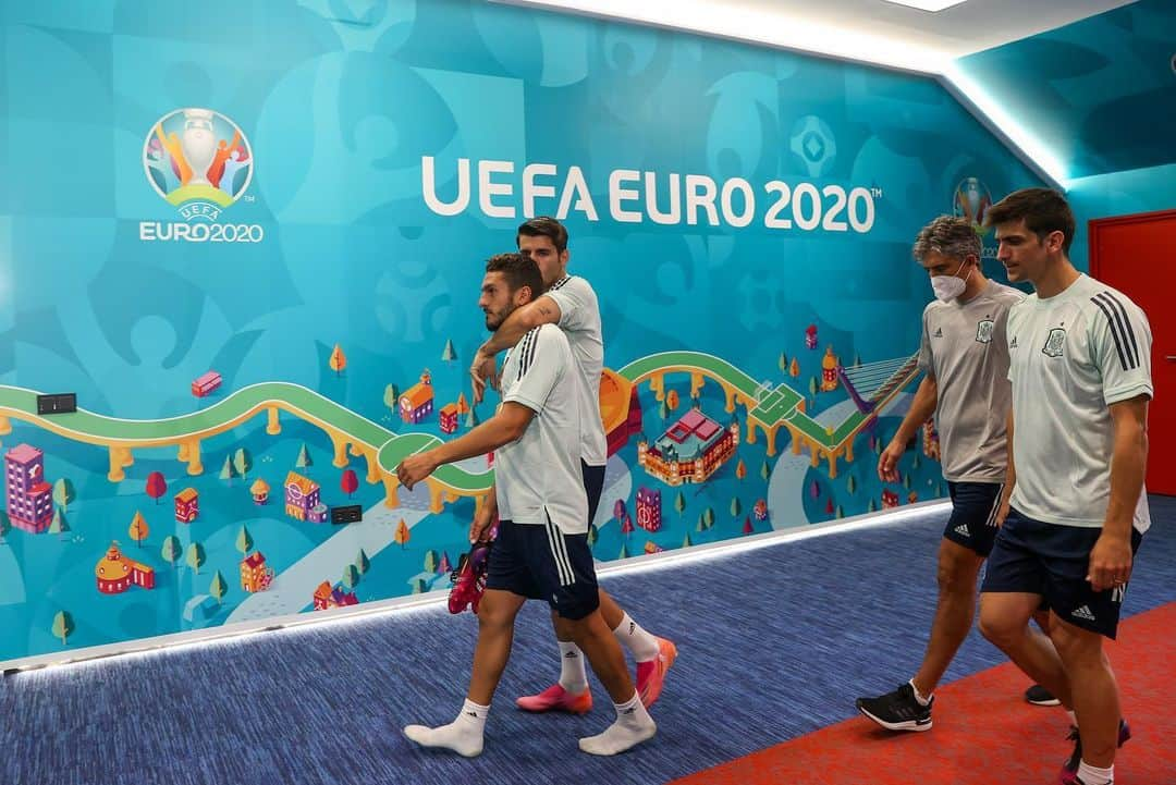 アルバロ・モラタさんのインスタグラム写真 - (アルバロ・モラタInstagram)「Focused 🇪🇸🇸🇪 #EURO2020 #SomosEspaña @sefutbol」6月14日 5時19分 - alvaromorata