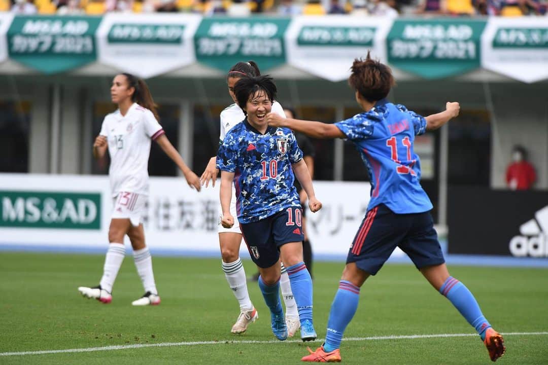 籾木結花のインスタグラム：「🙌  広島、栃木の皆さん、未だ厳しい状況が続く中、多くの皆さんにスタジアムでお会いする事が出来て本当に嬉しかったです。 テレビで応援して下さった皆さんも、応援ありがとうございました！  Photos by @japanfootballassociation   #nadeshiko」