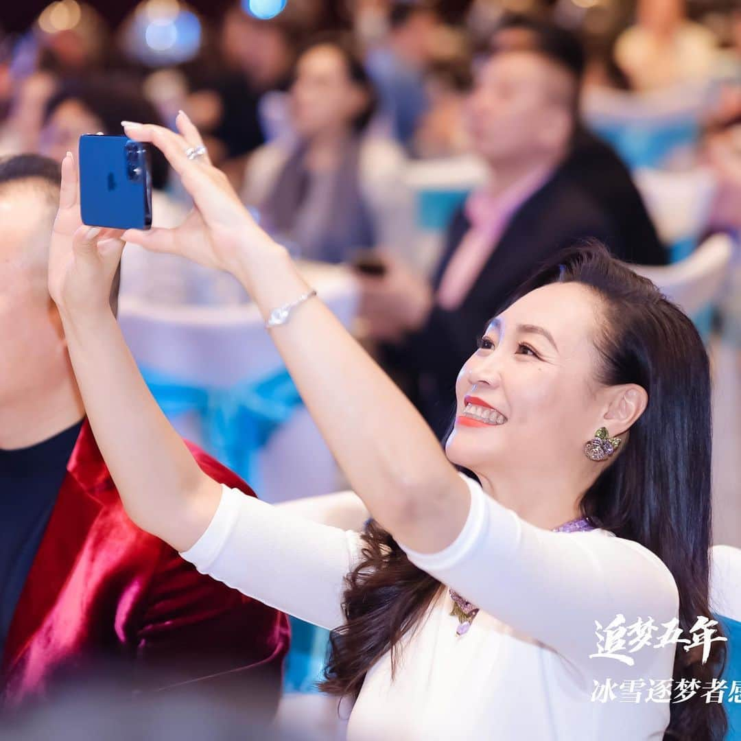 陳露さんのインスタグラム写真 - (陳露Instagram)「Five years anniversary of Chen Lu Skating Center celebration banquet🌹」6月14日 11時41分 - luchen.china