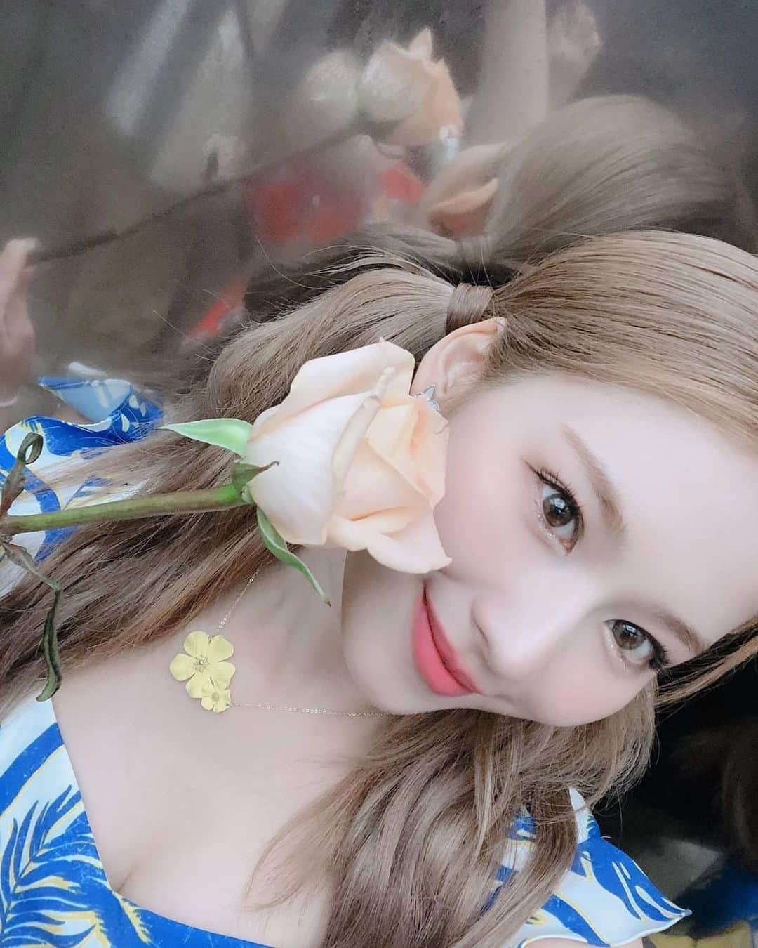 サナさんのインスタグラム写真 - (サナInstagram)「— : 🐿  ♩ #twice #트와이스 #トゥワイス #sana #sanaminatozaki #minatozakisana #사나 #jyp #tasteoflove #alcoholfree #nosananolife #yesiamsana #kpop   210613 ♪ TWICETAGRAM Instagram Update」6月14日 15時21分 - twicesana