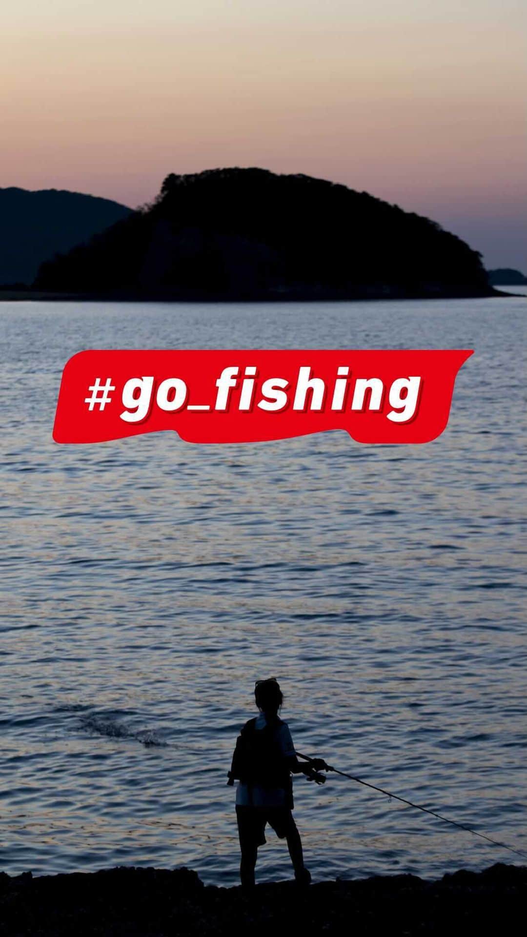 daiwa _japanのインスタグラム：「-水辺を、遊び場に-  自然と調和することが大事と誰もが思いながらも、なかなかできなかったこれまで。水辺は驚きと発見の連続。釣りをすることで、これまで以上の楽しさにふれることができます。 https://go-fishing.jp/  #go_fishing」