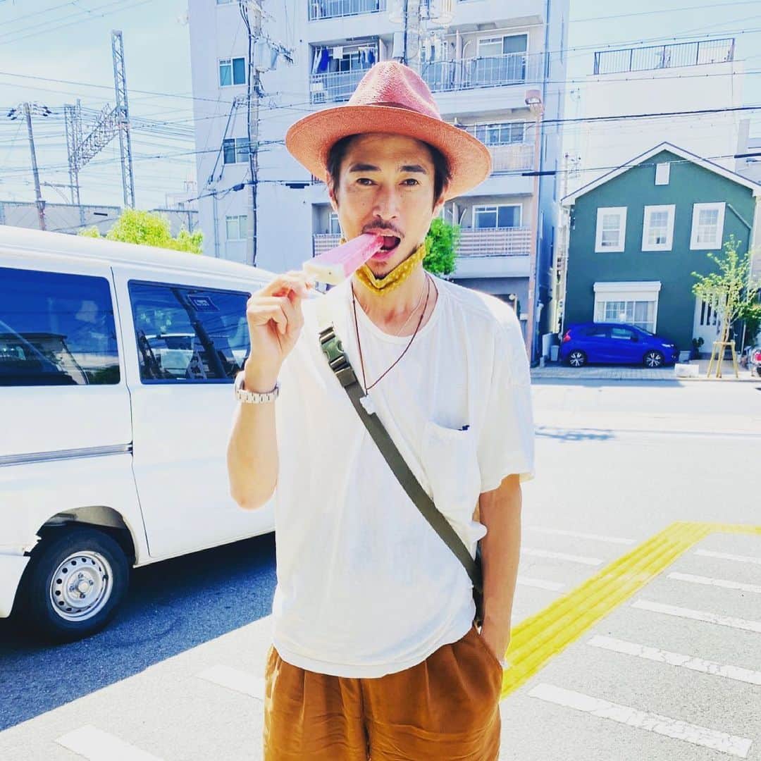 窪塚洋介のインスタグラム：「夏はもう玄関まで来てる🍉」