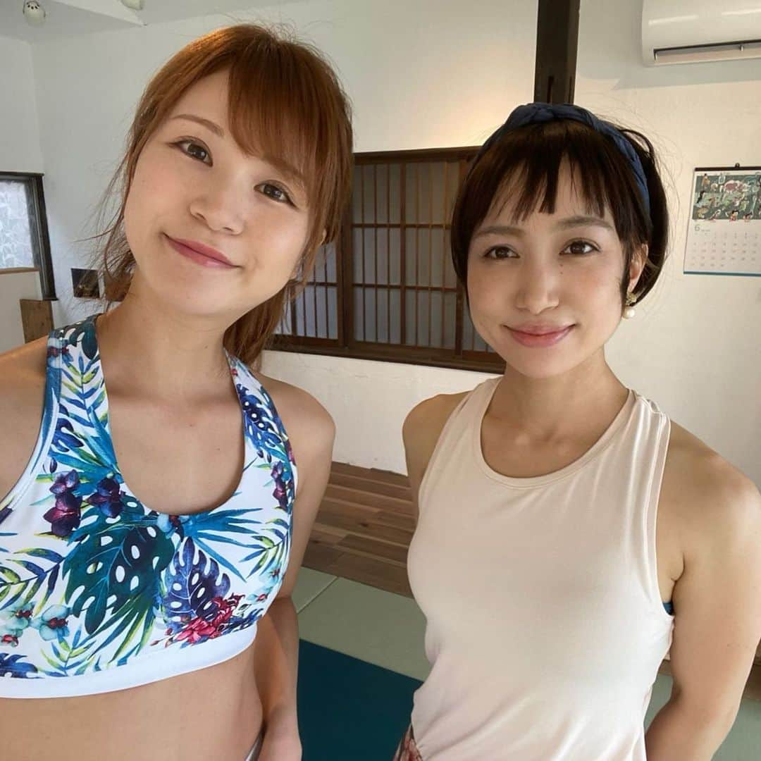 川島菜月さんのインスタグラム写真 - (川島菜月Instagram)「. . . 癒しの@erina.tsunagu.yoga さんのヨガへ🧘‍♂️ 今日は品川区北品川の古民家カフェに行ってきたよ🤍 ブログに詳しく書いたので気になる方は是非😆 . . . #ヨガ　#品川区ヨガ　#shinagawa1930 #ママヨガ」6月14日 19時22分 - natsuki0624kia