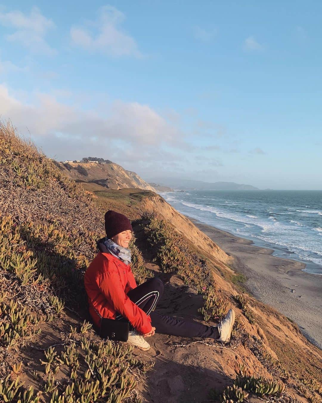 クララ・スピルコバさんのインスタグラム写真 - (クララ・スピルコバInstagram)「California, your beautiful spirit made me very grounded, light and happy. Thank you @medihealchamp @lakemercedgolfclub @lpga_tour and @karlthefog 😂 for such a nice event. Even though my back got stiff this week I had a very nice time. Congrats @matilda_castren on her first win. You are an inspiration for all of us.⛳️✨🌞 @meijerlpga is coming up next. 🇺🇸 #protectourforests #protectourplanet」6月14日 20時20分 - spilkovaklara