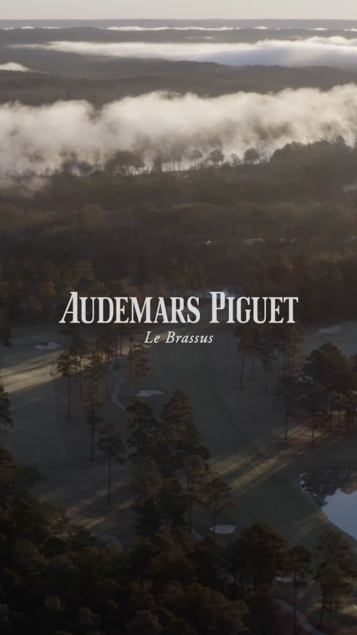 ティレル・ハットンのインスタグラム：「@audemarspiguet #APxGolf」