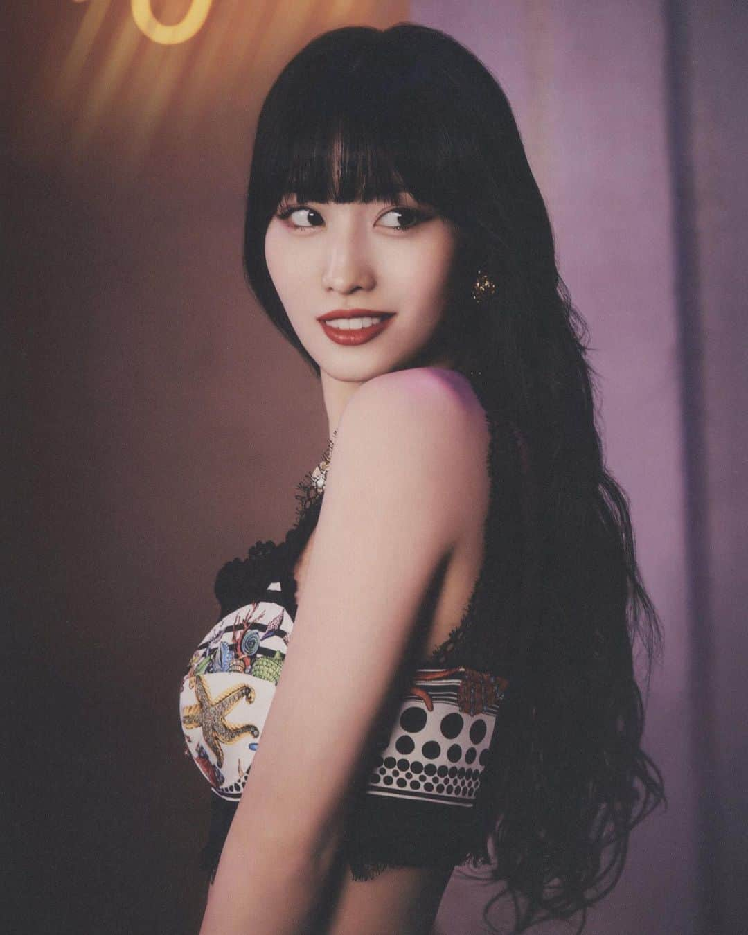 モモさんのインスタグラム写真 - (モモInstagram)「♡ [Scan] 210614 - “Taste Of Love” Fallen Ver.   -  #MOMO #트와이스 #모모 #平井もも #もも #TWICE © teudoongies09」6月15日 0時21分 - momojype