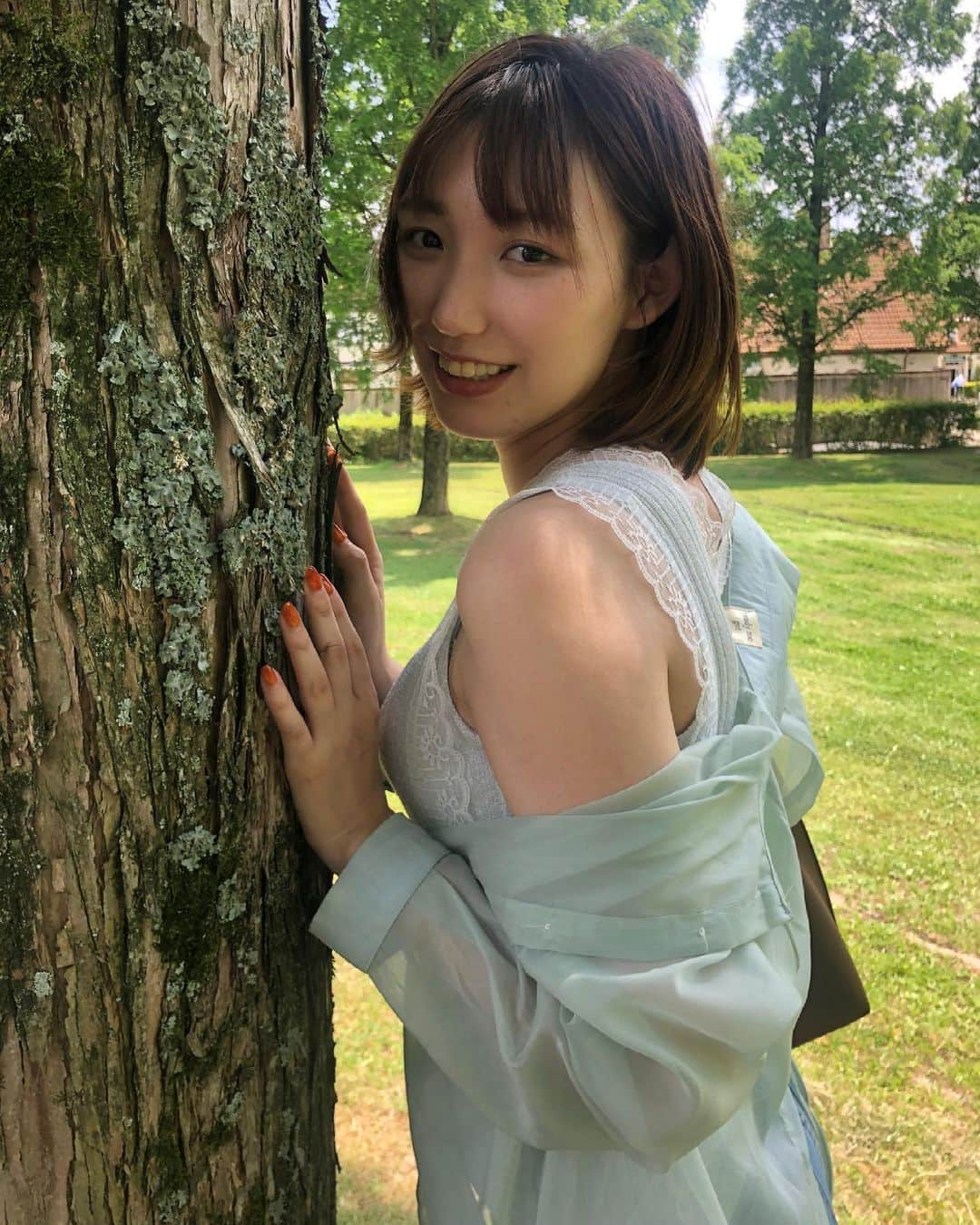 新田ゆうさんのインスタグラム写真 - (新田ゆうInstagram)「バッサリ行きました💇‍♀️ 今日から５日間、関西でお仕事させて頂けるので頑張ります🥳🥳」6月15日 20時54分 - yuu_nitta1018