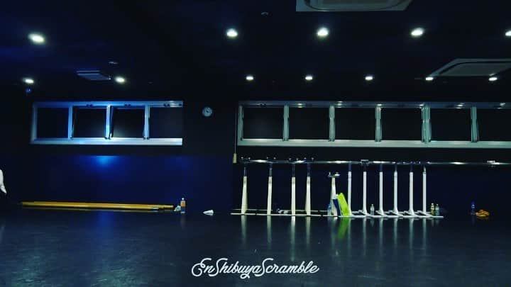 Show-heyのインスタグラム：「| 🥶👫🔫💰  🎙Alec Benjamin 🎶Let me down slowly  📍 @endancestudio scramble」