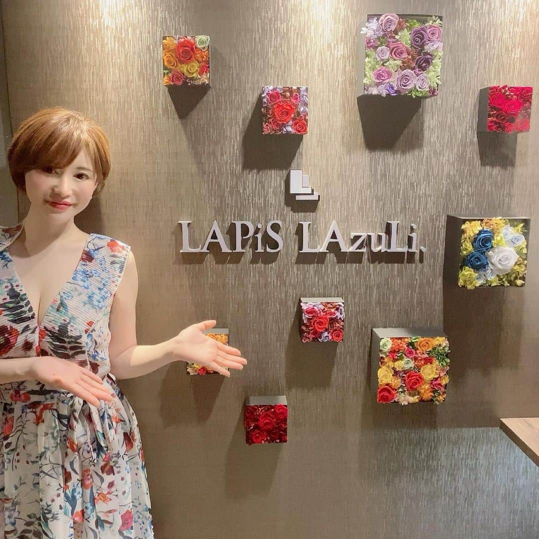 里美ゆりあのインスタグラム：「今日は麻布十番にあるオープンしたばかりのスパマッサージ @_relaxation_salon さんに行ってきました☺️  担当は可愛いユキさんꔛ♥  完全個室で男性も女性も来店可能みたいなのでオススメだよ✨✨  8月からペアでも施術可能との事🎶  友達やカップルでも行けるみたい🥰  朝9:00〜〜翌朝5:00まで営業してて 皆さんお時間ある時行ってみてください❤  気持ちよくて熟睡しちゃいました(ﾉ≧ڡ≦)☆  また近いうち行こう♡」