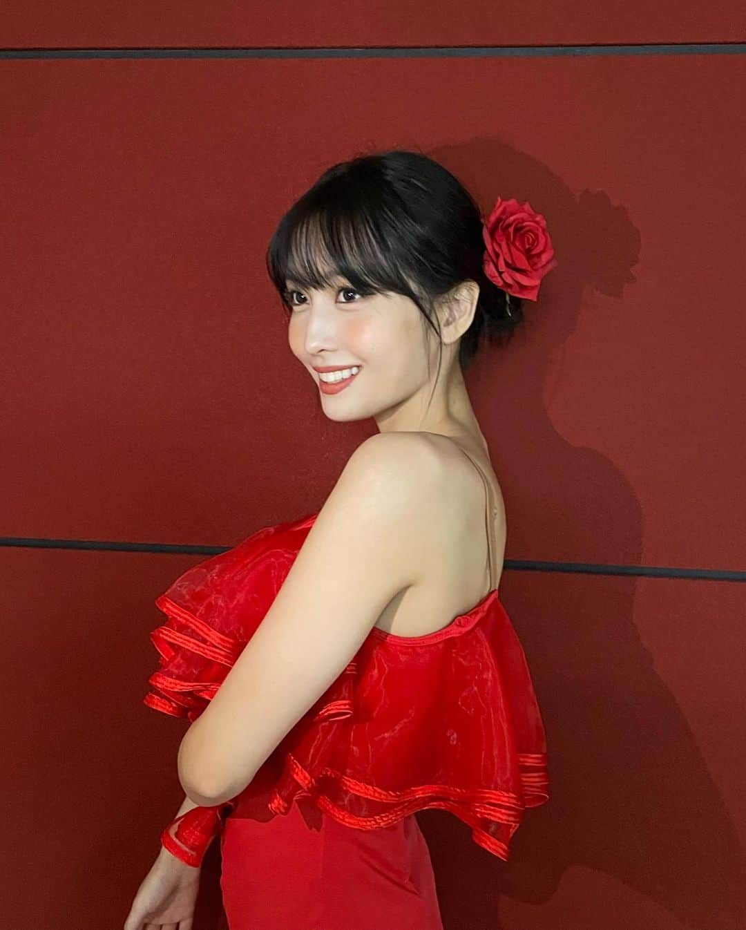 TWICEさんのインスタグラム写真 - (TWICEInstagram)「첫 라틴 춤 도전💃💃💃🥂🍾 First Latin Dance Trying💃💃💃🥂🍾」6月15日 17時37分 - twicetagram