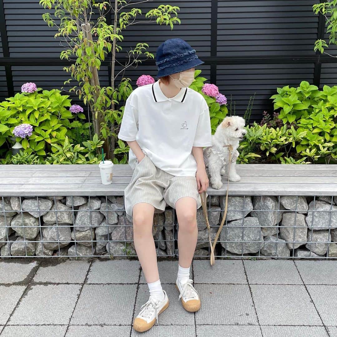 村濱遥さんのインスタグラム写真 - (村濱遥Instagram)「@unclip.jp ♡ 今月発売予定のポロシャツとハーフパンツ 🐶 この組み合わせすきだな〜！かわい！！  発売までおたのしみに、、☻」6月15日 19時11分 - _mura_hama