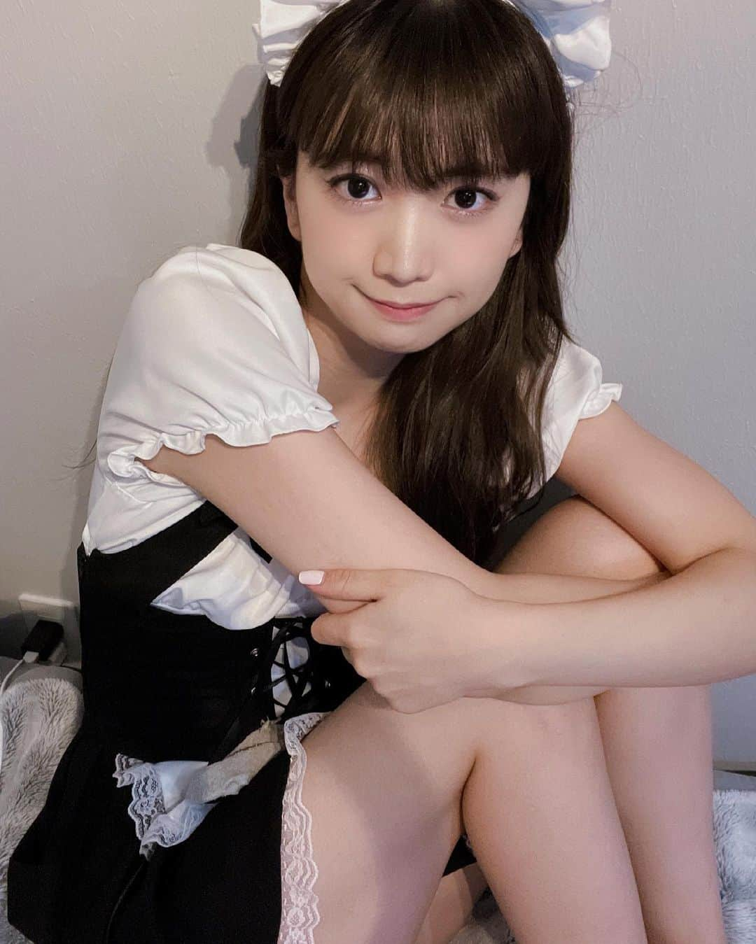 源藤アンリのインスタグラム：「お腹すいた( ˙⌓˙ ) #メイド」