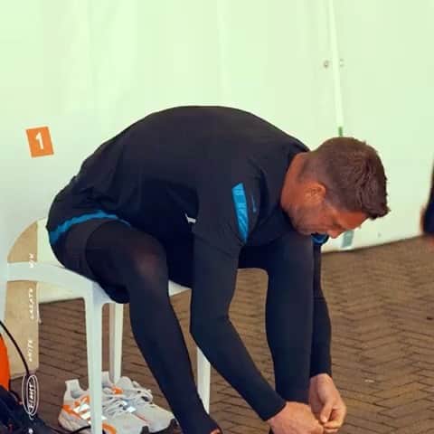 のインスタグラム：「🇳🇱🦁」