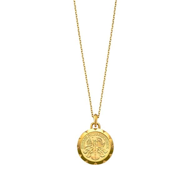 GINZA TANAKA 公式さんのインスタグラム写真 - (GINZA TANAKA 公式Instagram)「・ 【コイン・コインバージュエリー】  人気の純金コインと純プラチナコインバーにシンプルで個性的なフレームをあしらいました。 あなたはどのデザインが好きですか？  純金コインはオーストリア造幣局発行で純度99.99％のウィーン金貨ハーモニーです。 純プラチナコインバーは純度99.95％の田中貴金属のコインバーです。  #GINZATANAKA #ginzatanaka #ギンザタナカ #田中貴金属 #田中貴金属ジュエリー #ウィーン金貨ハーモニー #コインバー #純金 #純プラチナ #ペンダント」6月16日 11時00分 - ginzatanaka_jp