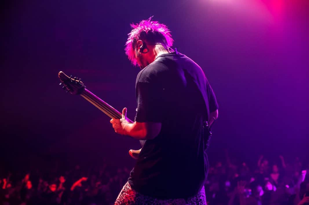 Fear, and Loathing in Las Vegasさんのインスタグラム写真 - (Fear, and Loathing in Las VegasInstagram)「もう一丁！！ photo by Viola Kam (V’z Twinkle)  /So  #HYPERTOUGHNESSReleaseTour20202021 #横浜 #KTZeppYokohama #ライブ写真」6月16日 13時48分 - falilv_official